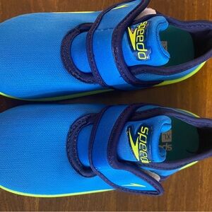 Speedo Preowned Like New Kids Blue Water Shoes Size Youth 11 12 Swimming